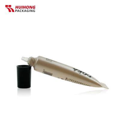 Tube de fondation liquide de petite taille 10ml avec buse et capuchon à vis